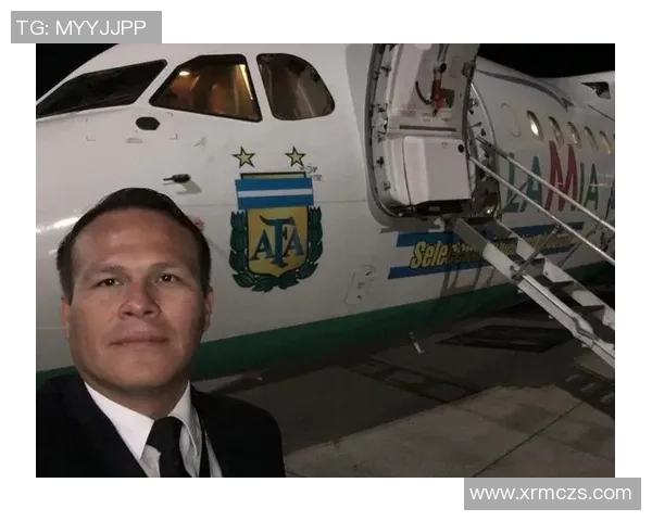 足球明星包机遭遇空难震惊全球球迷与体育界